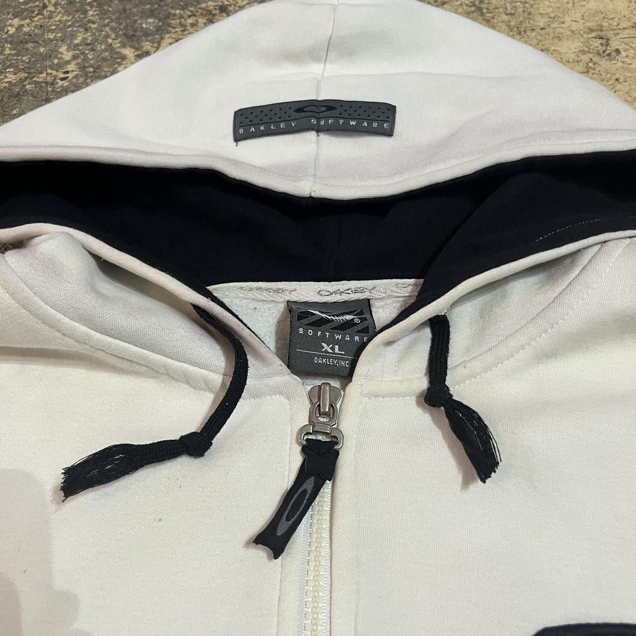 Oakley hoodie