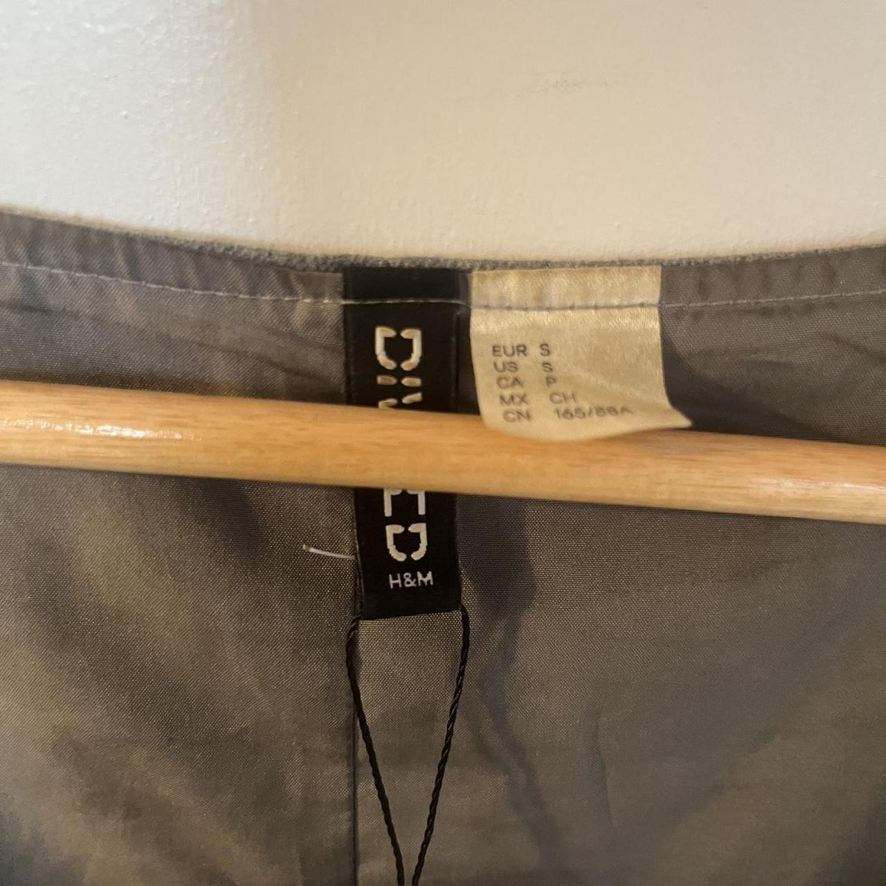 H&M grey vest top with button front and square neckline size small