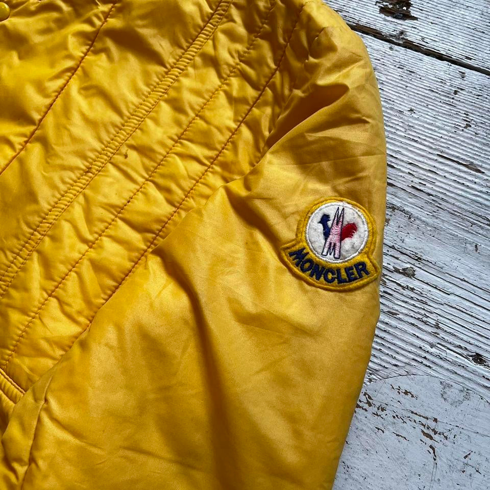 Moncler Jacket (M)