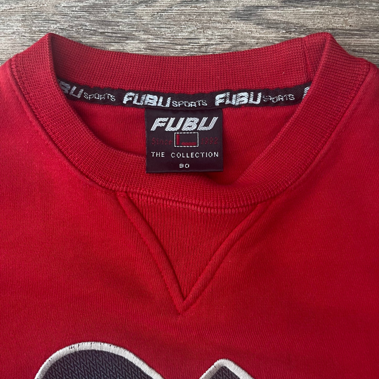 Fubu jumper (M)